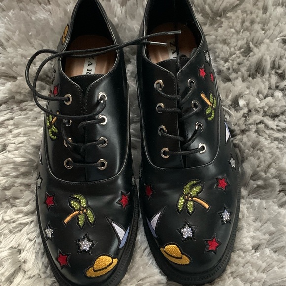 Zara shoes - Picture 2 of 4